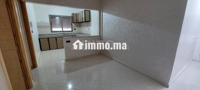 شقة سفلية واجهتين - Location Immobilier - Youssoufia - photo 5