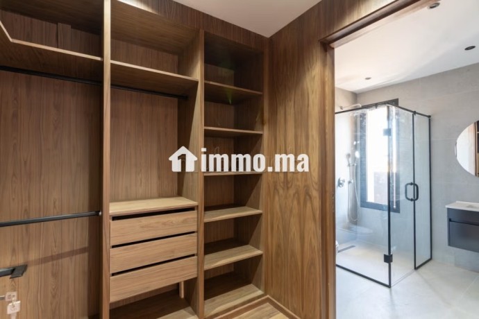 villa-prestigieuse-a-agdal-emplacement-dexception-big-9