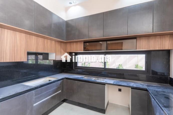 villa-prestigieuse-a-agdal-emplacement-dexception-big-18