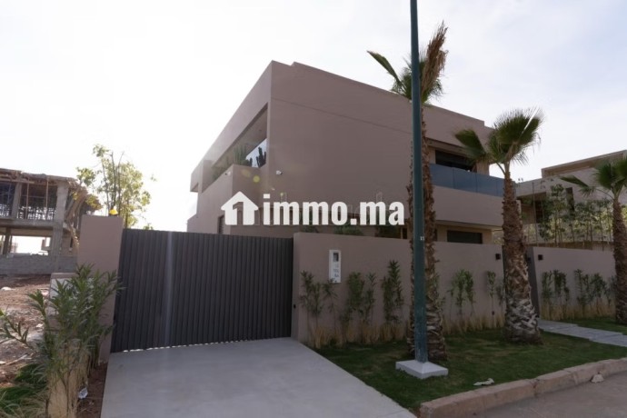 villa-prestigieuse-a-agdal-emplacement-dexception-big-1