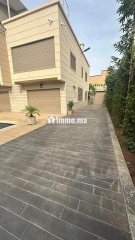 À vendre villa moderne avec piscine - Vente Immobilier - Marrakech - photo 2