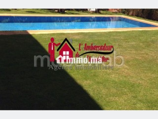 villa-moderne-de-722-m2-a-ain-diab