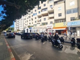triplex-professionnel-sur-boulevard