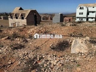 vente-terrain-nu-de-281-m2-a-ifrane