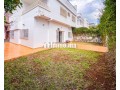superbe-villa-de-396-m2-au-quartier-du-golf-small-0