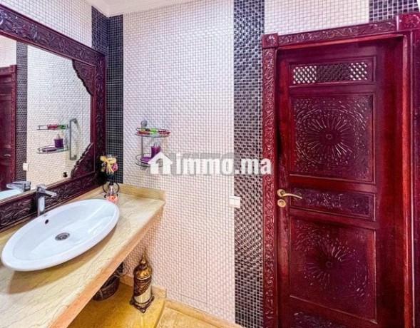 superbe-villa-de-396-m2-au-quartier-du-golf-big-12