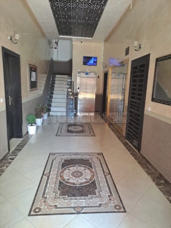 appartement-a-vendre-a-martil-superficie-65-m2-salon-traditionnel-marocain-residence-securisee-big-8