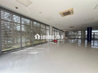 BOUSKOURA VENTE: Centre Commercial /Bâtiment Administratif - Bureau à vendre