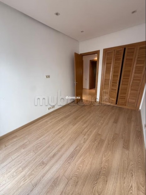 Joli appartement RDC en location sur souissi - Location Immobilier - Rabat - photo 5
