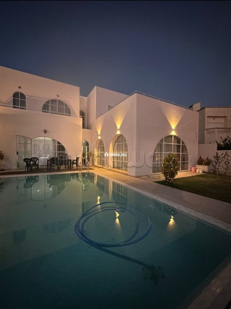 Magnifique villa à louer à M'nar. 5 chambres. Meublé - Location Immobilier - Tanger - photo 5