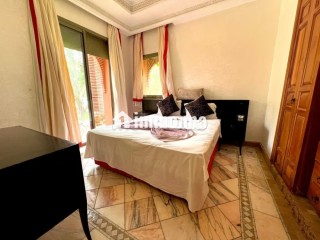 Très bel appartement TT RÉNOVÉ en location à Ennakhil Palmeraie. 2 chambres. Meublé - Appartement à louer - Marrakech