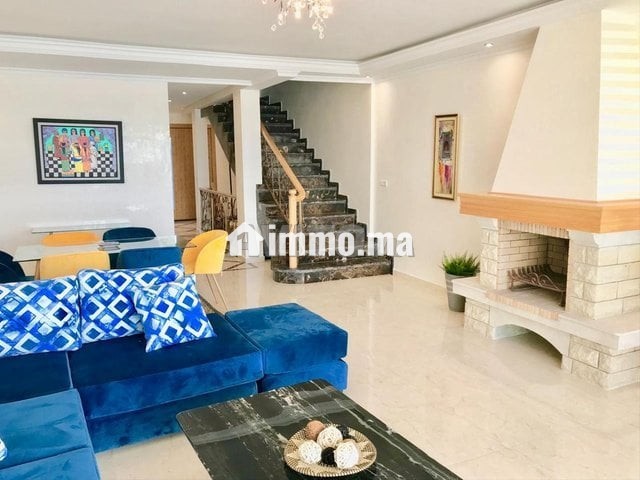Une belle villa avec piscine pied sur mer - Location Immobilier - Temara - photo 3