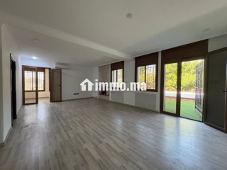 villa-a-usage-commercial-a-la-location