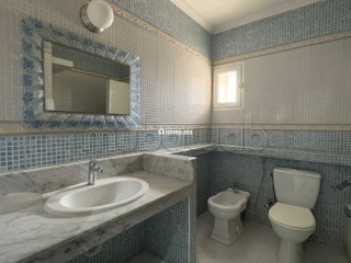 Villa à usage commercial à la location - Villa à louer - Rabat