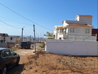 Joli terrain titré 388m2 pour villa - Villa à vendre