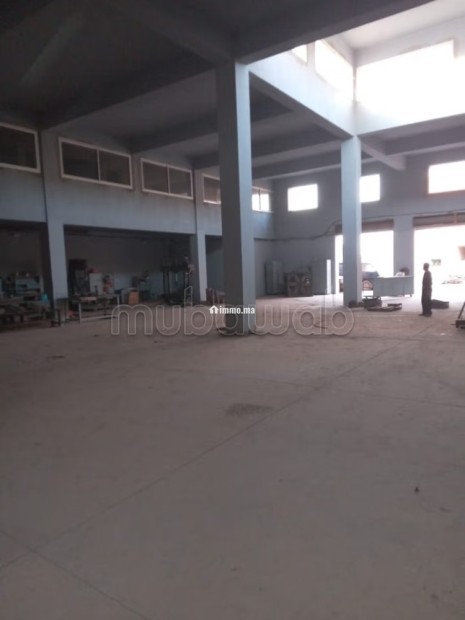 Hangar de Plus de 2 400 m² à Louer - Location Immobilier - Marrakech - photo 1