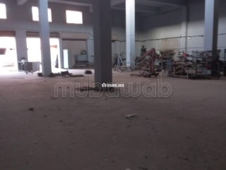 Hangar de Plus de 2 400 m² à Louer - Appartement à louer - Marrakech