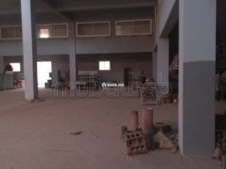 Hangar de Plus de 2 400 m² à Louer - Appartement à louer - Marrakech