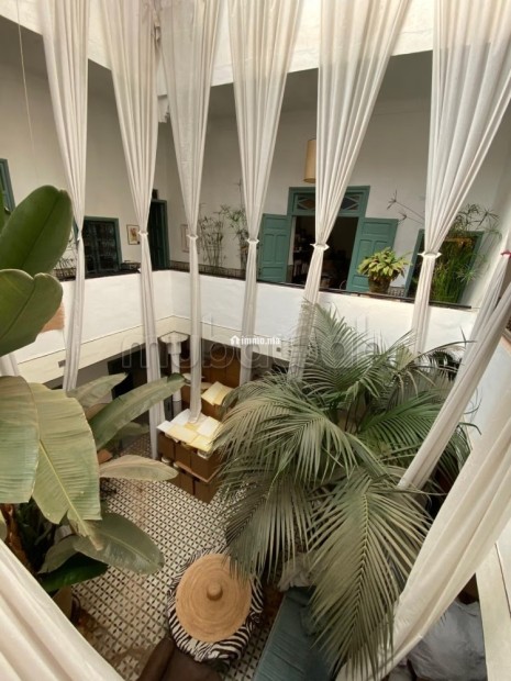 Vente riad avec 9 chambres à mouassine - Vente Immobilier - Marrakech - photo 5