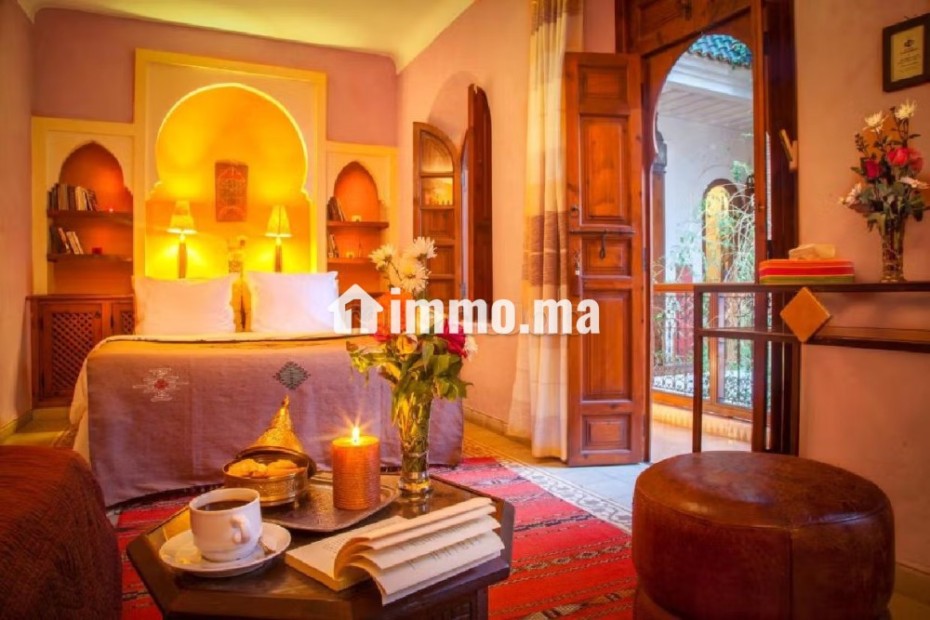 Vente riad maison d’hote renovee titree de 260m² hab avec 6 chambres à bab doukkala marrakech medina - Vente Immobilier - Marrakech - photo 2