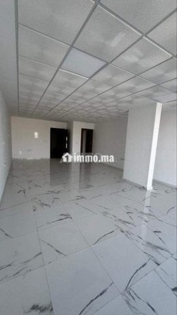 bureau-55m2-sur-av-barreau-est-ouest-big-2