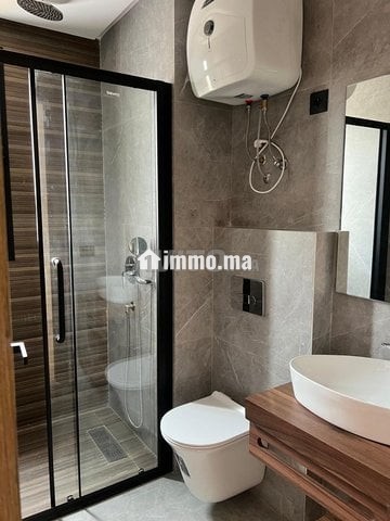 Studio neuf vide à louer à quartier Oasis - Location Immobilier - Casablanca - photo 3