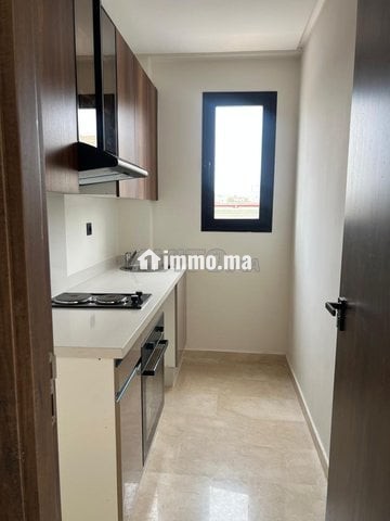 Studio neuf vide à louer à quartier Oasis - Location Immobilier - Casablanca - photo 4