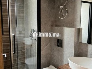 Studio neuf vide à louer à quartier Oasis - Appartement à louer - Casablanca