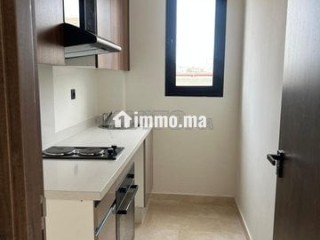Studio neuf vide à louer à quartier Oasis - Appartement à louer - Casablanca
