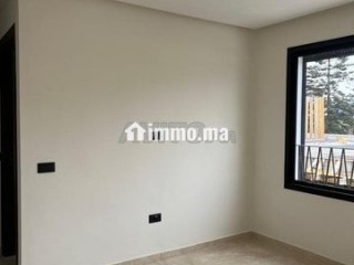 Studio neuf vide à louer à quartier Oasis - Appartement à louer - Casablanca