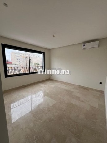 studio-neuf-vide-a-louer-a-quartier-oasis-big-9