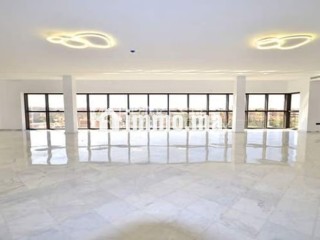 lot-plateaux-bureaux-en-location-commerciale