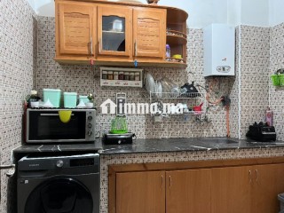 Location d'un appartement à Tanja Balia. 2 chambres. Salon traditionnel et porte blindée - Appartement à vendre - Tanger