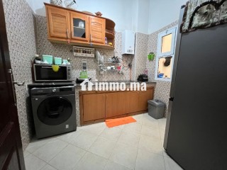 Location d'un appartement à Tanja Balia. 2 chambres. Salon traditionnel et porte blindée - Appartement à vendre - Tanger