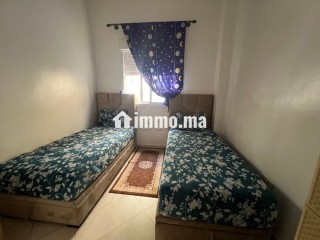 Location d'un appartement à Tanja Balia. 2 chambres. Salon traditionnel et porte blindée - Appartement à vendre - Tanger