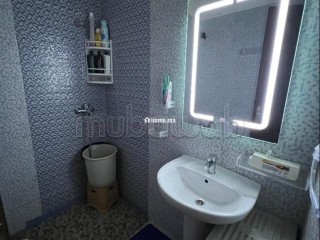 Location d'un appartement à Tanja Balia. 2 chambres. Salon traditionnel et porte blindée - Appartement à vendre - Tanger