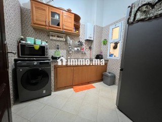 Location d'un appartement à Tanja Balia. 2 chambres. Salon traditionnel et porte blindée - Appartement à vendre - Tanger