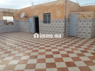 Maison à l'achat à Boustane. Surface de 412 m². Meublé - Maison à vendre