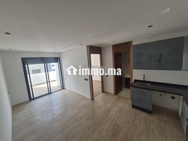 Studio vide à louer Roches noires - Location Immobilier - Casablanca - photo 1