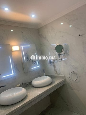 Appartment meublé retapé à Neuf - Location Immobilier - Rabat - photo 5