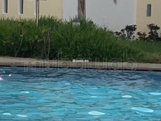 Vend appartement à Sidi Rahal. 3 belles chambres. Piscine, climatisation - Appartement à vendre
