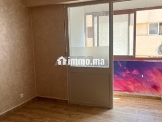 Apprt rénovée 100m2 à Maarif location - Appartement à louer - Casablanca