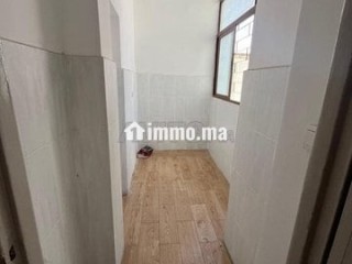 Apprt rénovée 100m2 à Maarif location - Appartement à louer - Casablanca