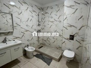 Apprt rénovée 100m2 à Maarif location - Appartement à louer - Casablanca