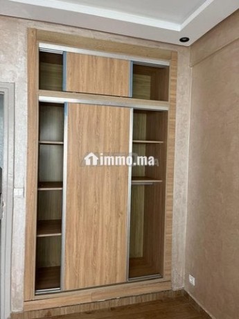 apprt-renovee-100m2-a-maarif-location-big-9