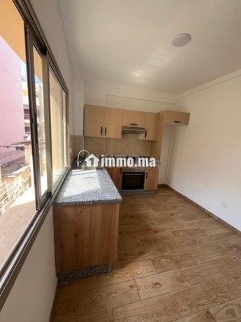 apprt-renovee-100m2-a-maarif-location-big-13