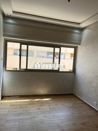 apprt-renovee-100m2-a-maarif-location-big-1