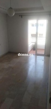 appartement-au-premier-etage-a-agdal-big-0