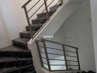 Splendide villa à vendre à Route Casablanca. 3 chambres agréables. Antenne parabolique et Porte blindée - Villa à vendre