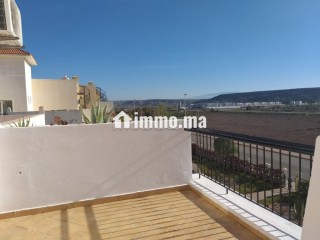 Appartement à l'achat à Saïdia. 2 grandes pièces. Meublé - Appartement à vendre